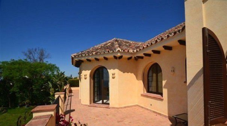 Málaga - Estepona - 5750m2
