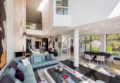 Chalet adosado con terreno en venta en Marbella ref: TR190456 foto