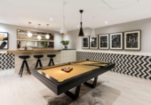 Chalet adosado con terreno en venta en Marbella ref: TR190456 foto