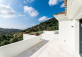 Vil·la amb terreny en venda a Marbella ref.: TR25571 foto