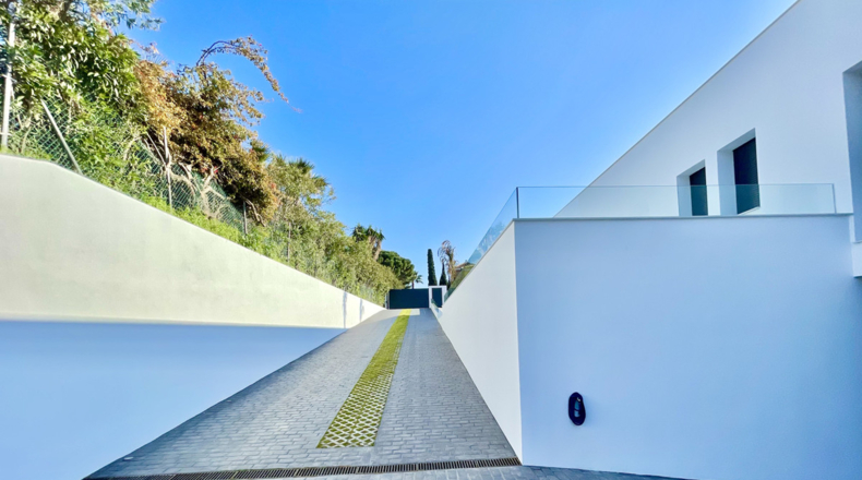 Málaga - Benalmádena - 3067m2