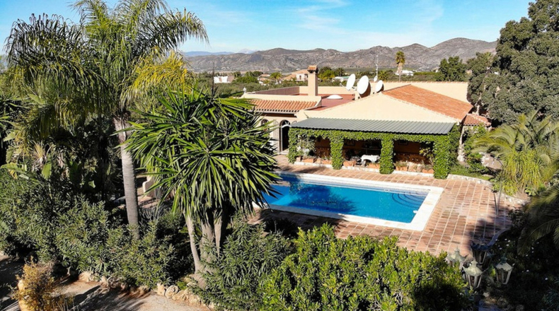 Málaga - Alhaurín el Grande - 4600m2