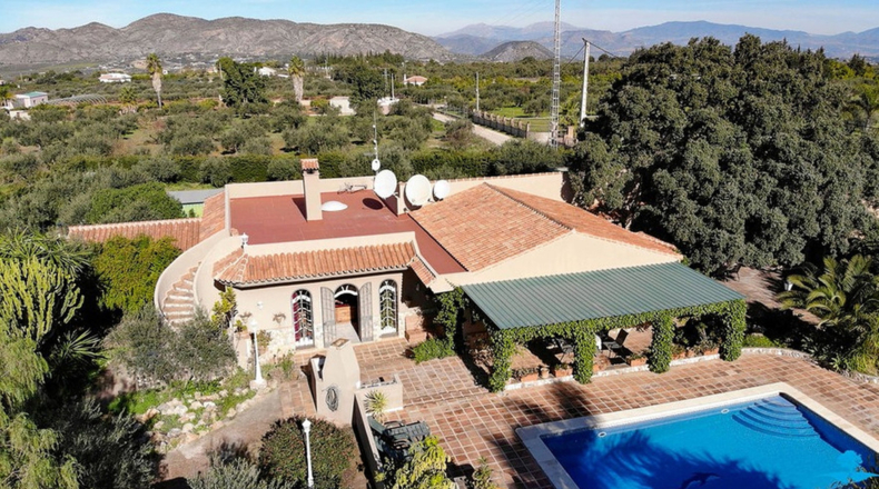 Málaga - Alhaurín el Grande - 4600m2