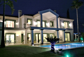 Estepona 2000&nbsp;m²