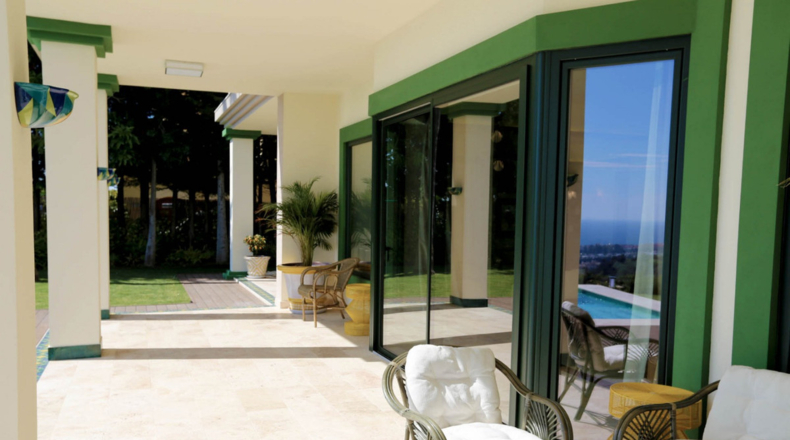 Málaga - Estepona - 2000m2