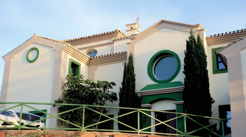 Málaga - Estepona - 2000m2