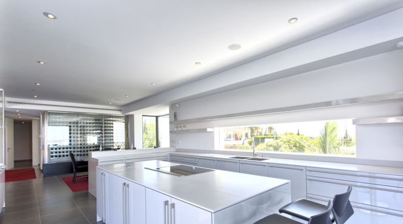 Málaga - La Perdiz - 2400m2
