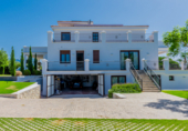 Vil·la amb terreny en venda a Marbella ref.: TR252033 foto