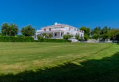 Vil·la amb terreny en venda a Marbella ref.: TR252033 foto