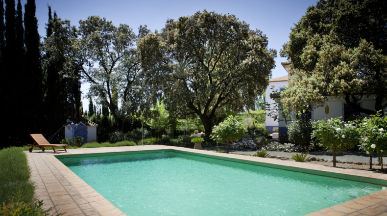 Málaga - Archidona - 25000m2