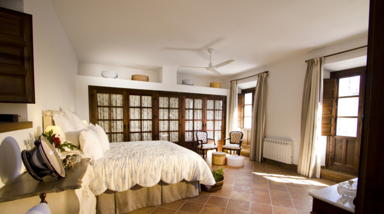 Málaga - Archidona - 25000m2