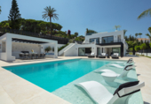 Vil·la amb terreny en venda a Marbella ref.: TR25586 foto