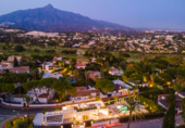 Vil·la amb terreny en venda a Marbella ref.: TR25586 foto