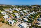 Vil·la amb terreny en venda a Marbella ref.: TR25680 foto