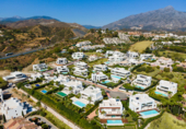 Vil·la amb terreny en venda a Marbella ref.: TR25680 foto