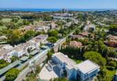 Vil·la amb terreny en venda a Marbella ref.: TR25596 foto
