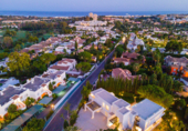 Vil·la amb terreny en venda a Marbella ref.: TR25596 foto