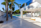 Vil·la amb terreny en venda a Marbella ref.: TR25591 foto
