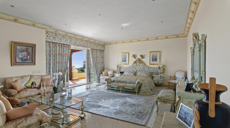 Málaga - Estepona - 2755m2
