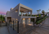Vil·la amb terreny en venda a Marbella ref.: TR29738 foto