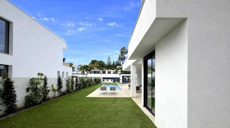 Málaga - Estepona - 645m2