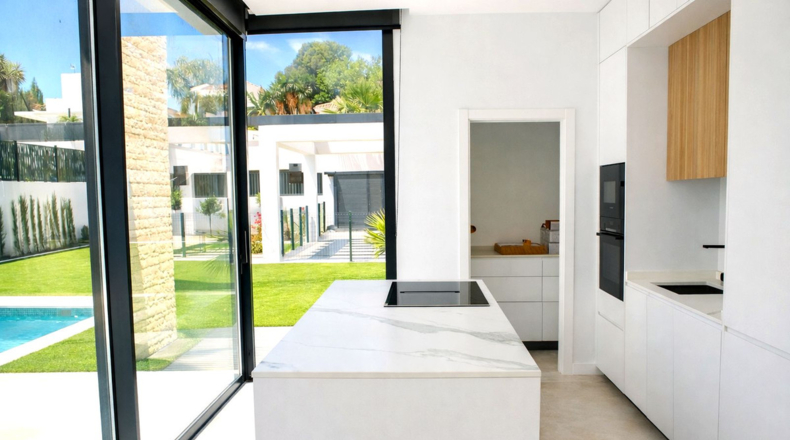 Málaga - Estepona - 645m2