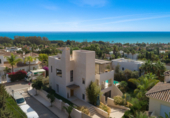 Vil·la amb terreny en venda a Marbella ref.: TR207987 foto