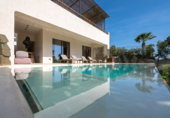 Vil·la amb terreny en venda a Marbella ref.: TR207987 foto