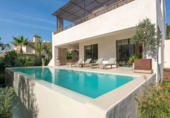 Vil·la amb terreny en venda a Marbella ref.: TR207987 foto