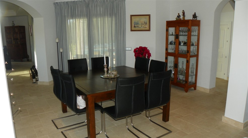 Malaga - Las Lagunas - 1450m2