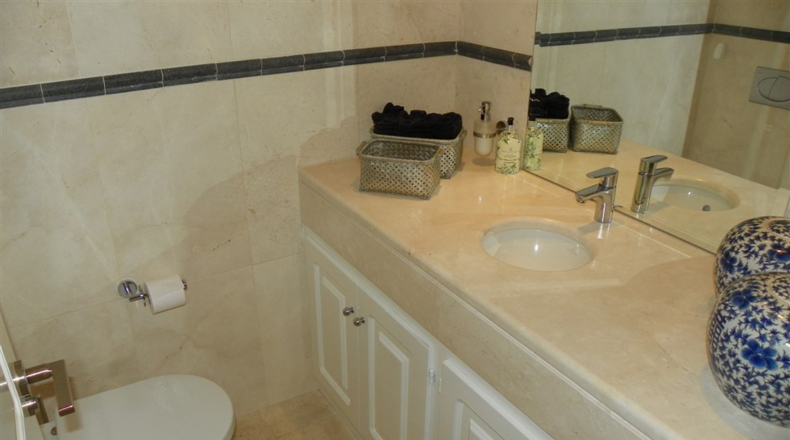 Malaga - Las Lagunas - 1450m2