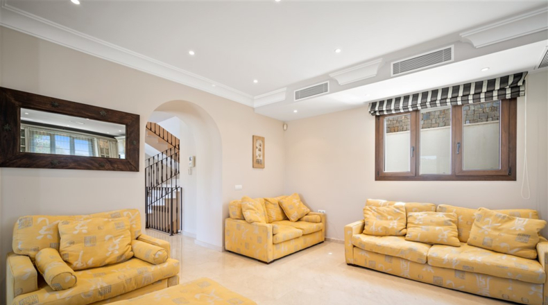 Málaga - Бенахавис - 3950m2