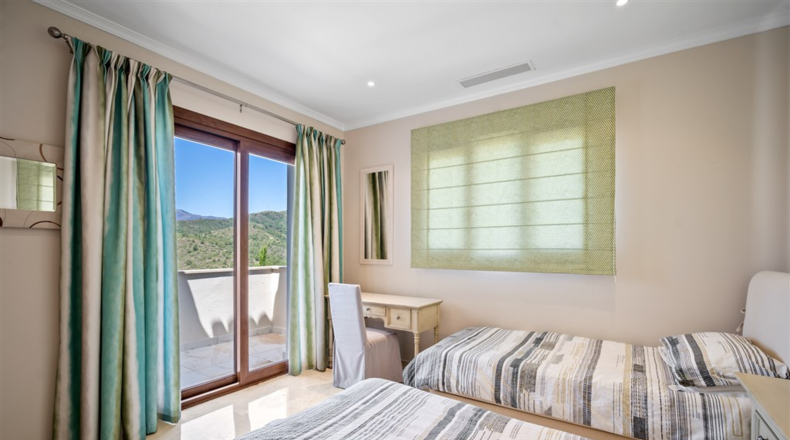 Málaga - Бенахавис - 3950m2