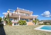 Villa with land for sale in Benahavís ref: TR106660 photo