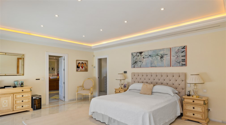 Málaga - Марбелья - 2872m2