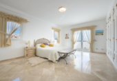 Vil·la amb terreny en venda a Mijas ref.: TR106638 foto