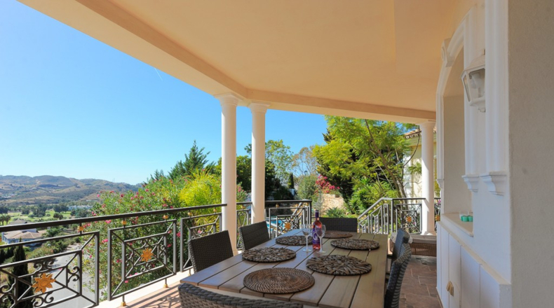 Malaga - Urbanización Sitio de Calahonda - 1580m2