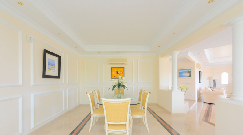Malaga - Urbanización Sitio de Calahonda - 1580m2