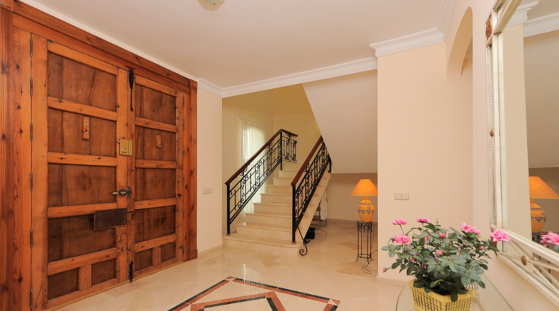 Malaga - Urbanización Sitio de Calahonda - 1580m2