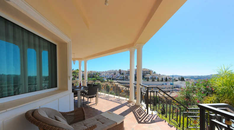 Malaga - Urbanización Sitio de Calahonda - 1580m2