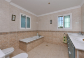 Vil·la amb terreny en venda a Mijas ref.: TR254385 foto