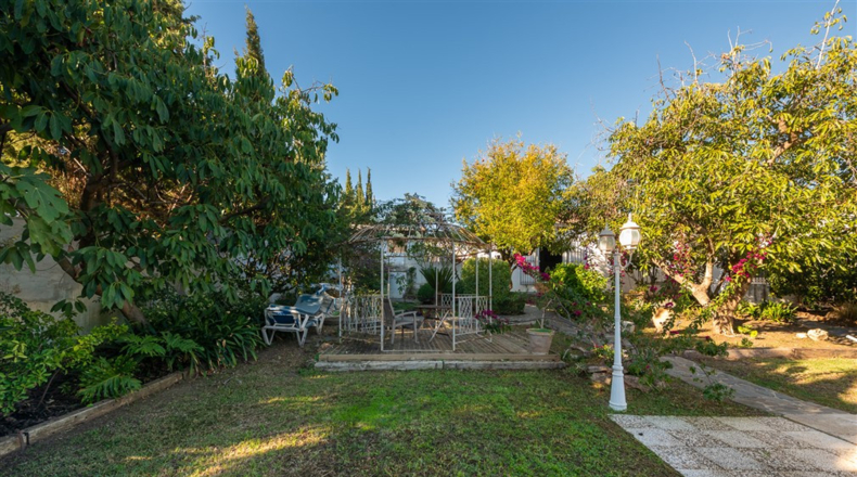 Malaga - San Pedro de Alcántara - 700m2
