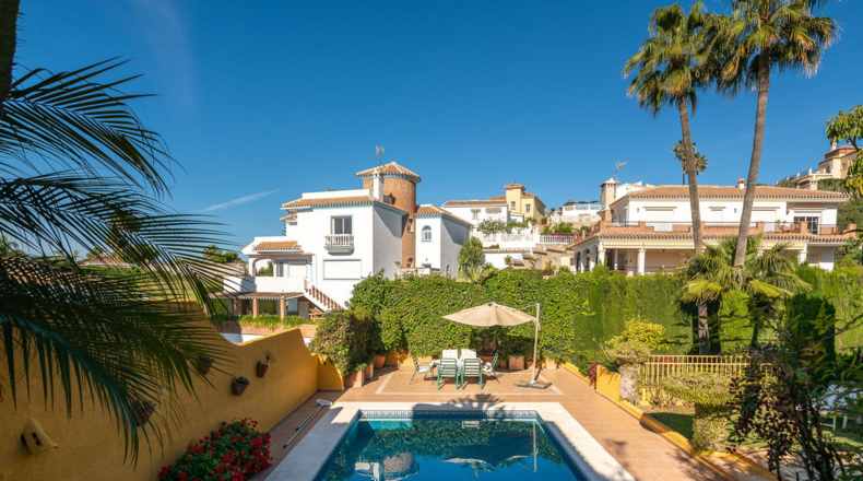 Málaga - Urbanización Sitio de Calahonda - 690m2