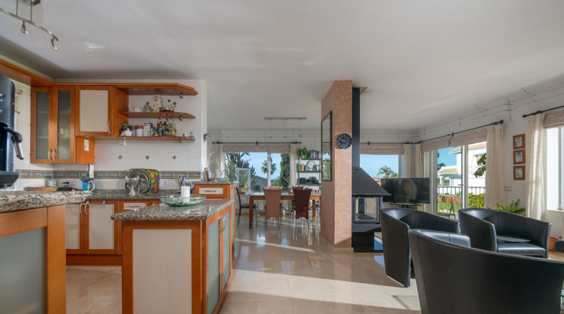 Málaga - Urbanización Sitio de Calahonda - 690m2
