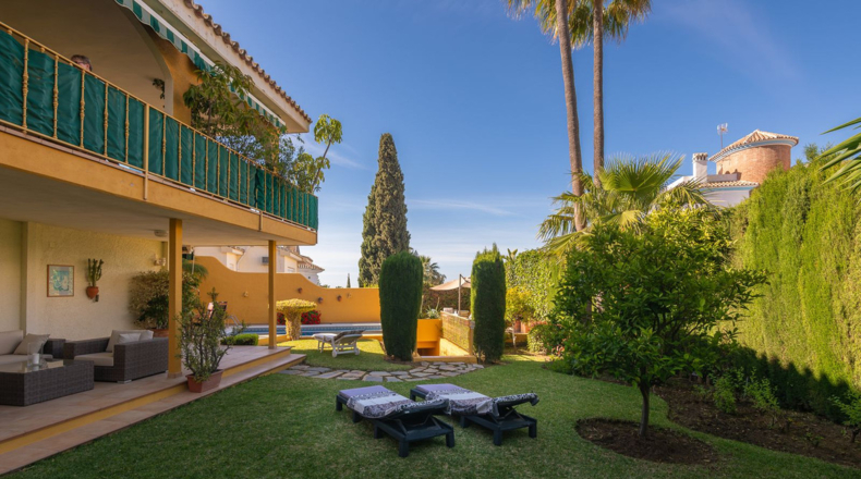 Málaga - Urbanización Sitio de Calahonda - 690m2