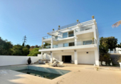 Vil·la amb terreny en venda a Marbella ref.: TR190186 foto
