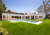 Vil·la amb terreny en venda a Marbella ref.: TR188781 foto
