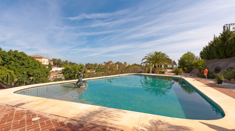 Málaga - Benalmádena - 5000m2