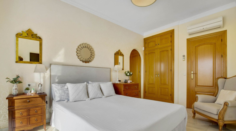 Málaga - Las Lagunas - 1000m2