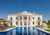 Vil·la amb terreny en venda a Marbella ref.: TR203970 foto